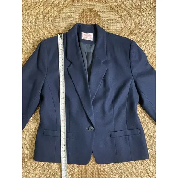 Vintage Navy Pendleton Blazer Petite Size 10 Made in USA - Picture 7 of 7